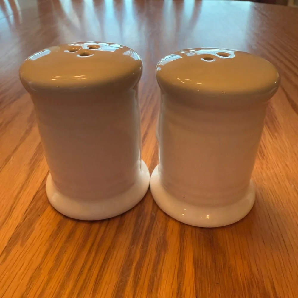 Vintage Mc. Ilhenny Co. Tabasco Pepper Sauce Salt and Pepper Shakers